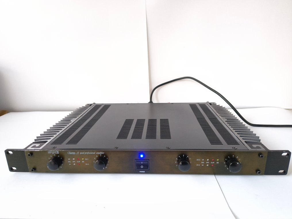Apart - Champ 4 Solid state power amplifier #1.0