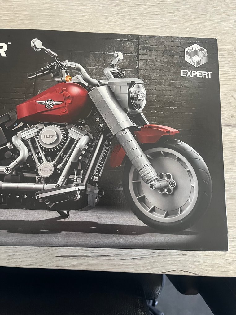Lego Set - 10269 - Creator Expert - Harley-Davidson Fat Boy #2.1