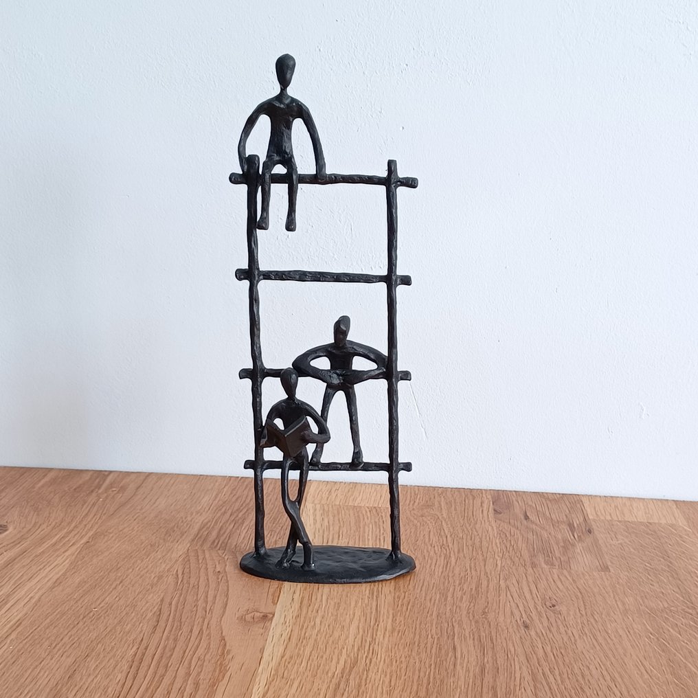 Skulptur, équilibre sur échelle - 25 cm - fer forgé #1.0