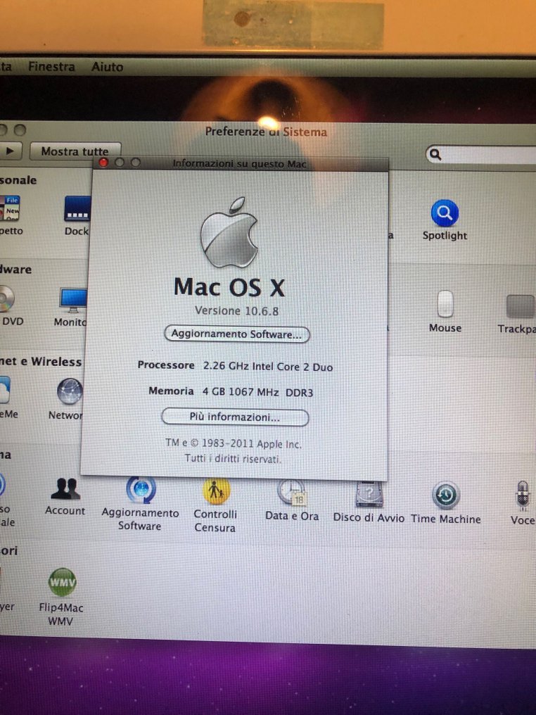 Apple MacBook (Polycarbonate) - Macintosh #1.0