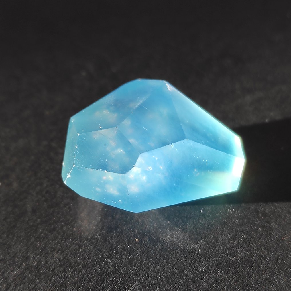 Aquamarine 多面 - 高度: 1 cm - 闊度: 2 cm- 9.55 g - (1) #3.2