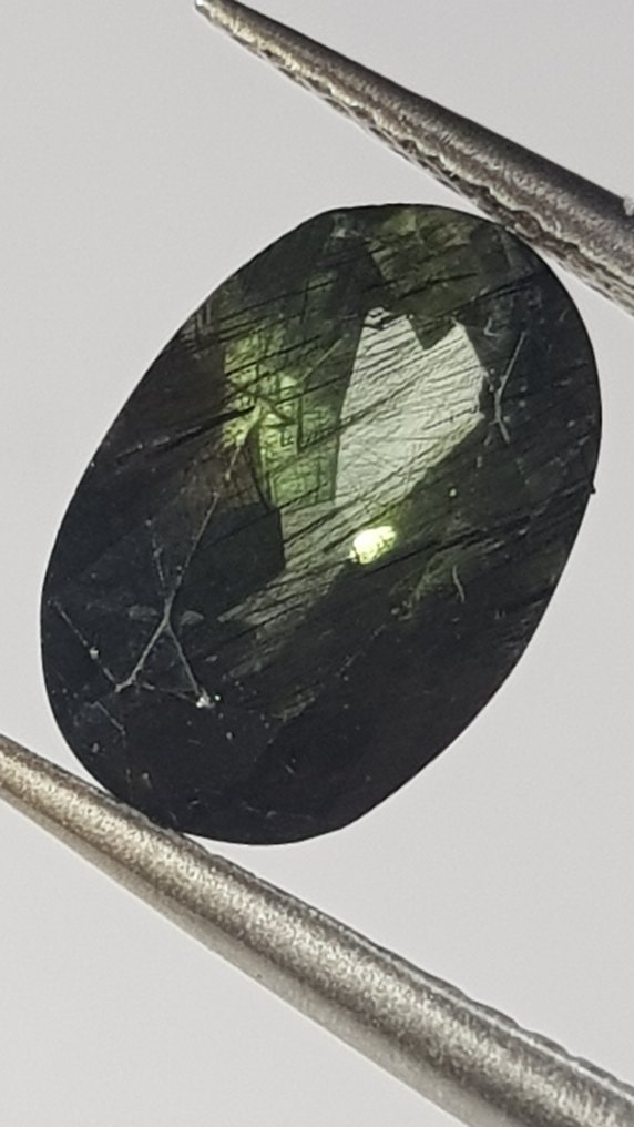 沒有保留價 - 1 pcs  綠色 貴橄欖石  - 3.12 ct - Antwerp Laboratory for Gemstone Testing (ALGT) - 黑色路德维吉尔-沃恩斯纳石 #1.0