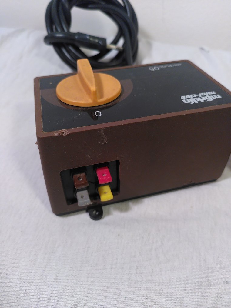 Märklin Z - 37700 - Transformateur (2) - braune, respectivement 5VA #3.2