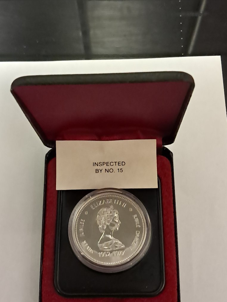 Canada. 1 Dollar 1977/1979, 2 x  (Ingen reservasjonspris) #1.0