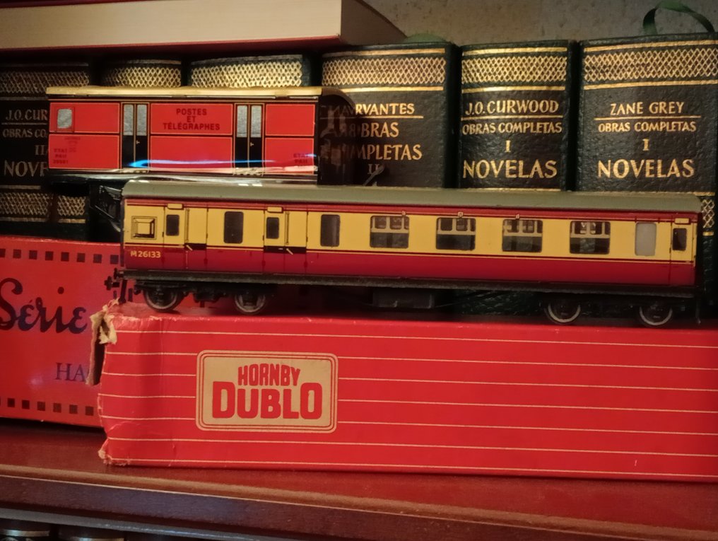 Hornby Dublo, Hachette 00 - 4052 - 模型火車車廂 (2) - British Rail, ETAT #1.0
