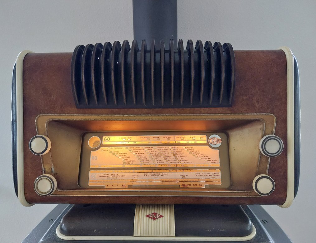 SNR Gottfried Silberhorn - Excelsior 49 (met Bluetooth) Rørradio #3.2