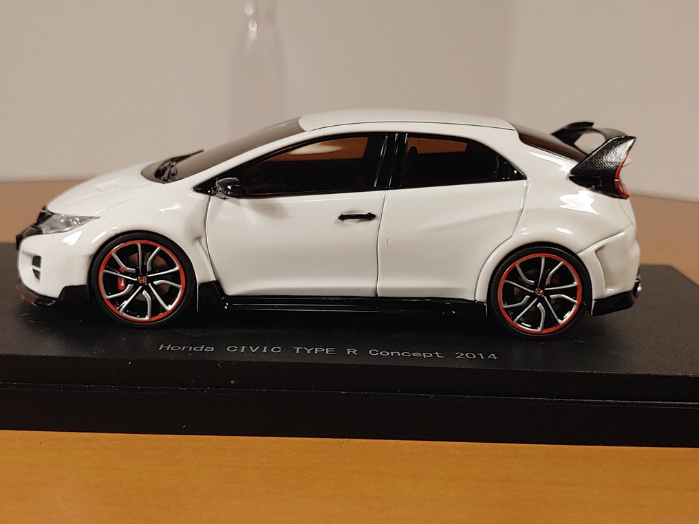 Ebbro 1:43 - Voiture de course miniature - Honda CIVIC TYPE R Concept 2014 #2.1