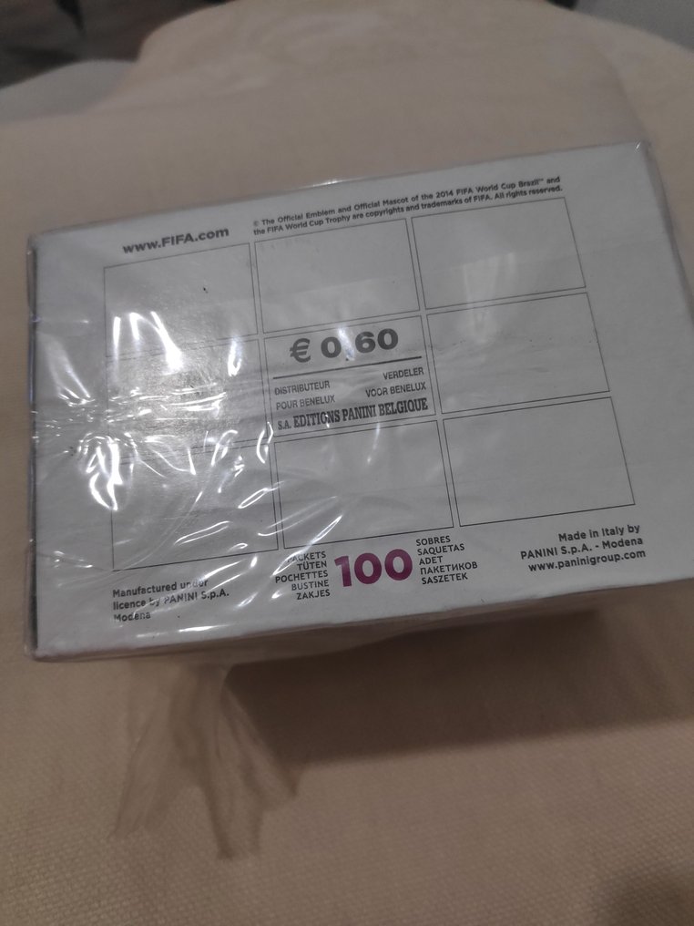 Panini World Cup Brasil 2014 - (100 packs edition) Original Sealed box - Glimrende (EX) #2.1