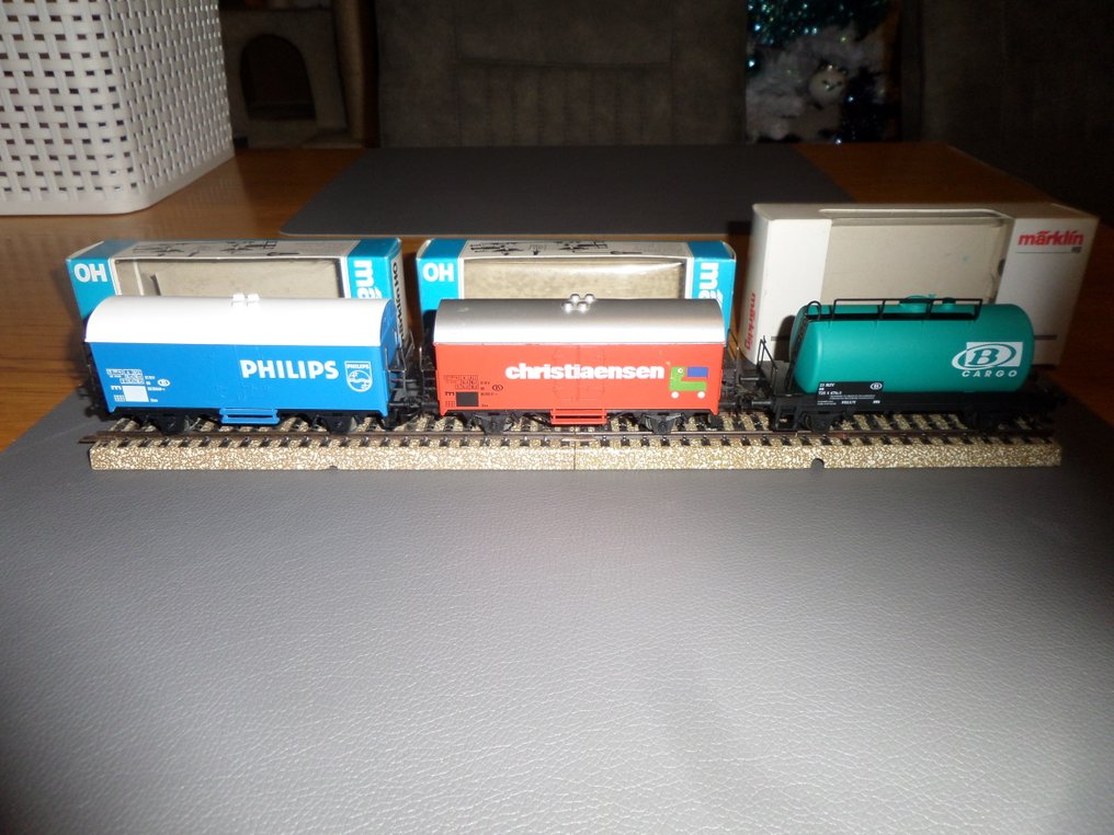 Märklin H0轨 - 4441.803 - 模型火车货运车厢 (3) - 3辆货车“Christiaensen”、“Philips”、“B cargo” - NMBS #1.0