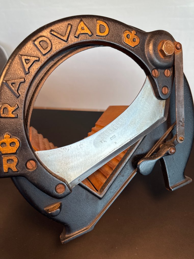 Radvaad - Raadvad - Ove Larsen - Κόφτης ψωμιού -  294 - Μέταλλο - Μικρό μοντέλο αρ. 294 #1.0