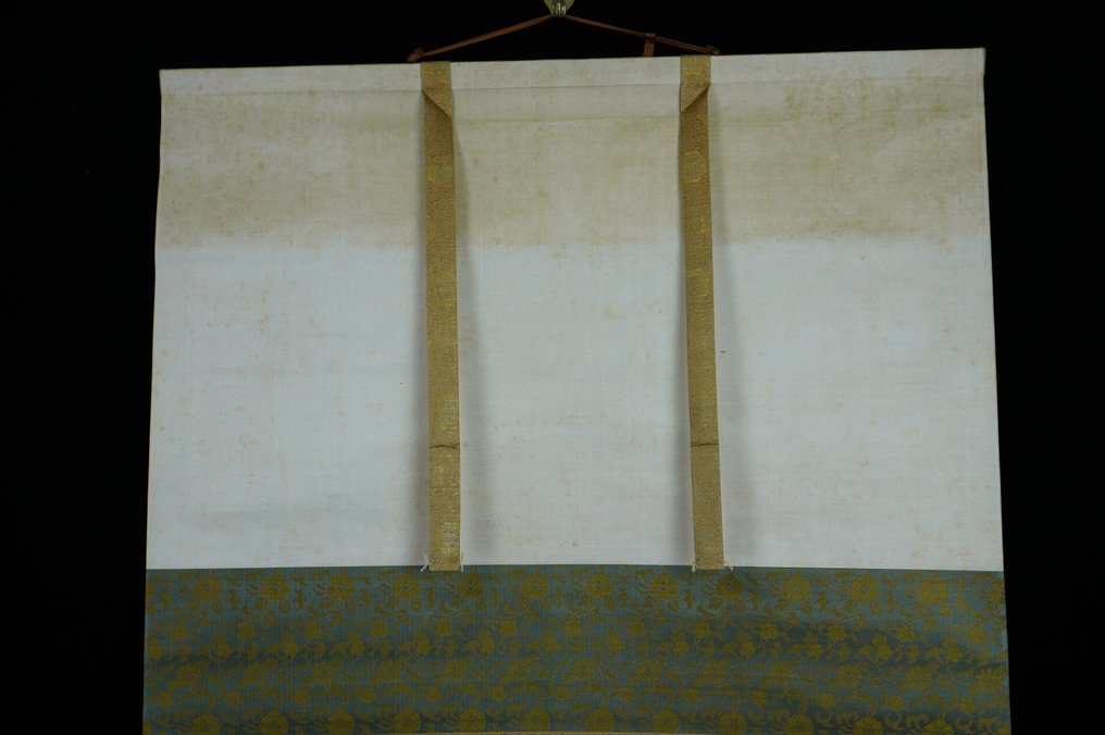 Absolute auction – Japanese Hanging Scroll – Bird and Autumn Flowers in a Snowy Landscape - Attributed to: Kishi Chikudo - Japan - Meiji period (1868-1912)  (No reserve price) #3.2