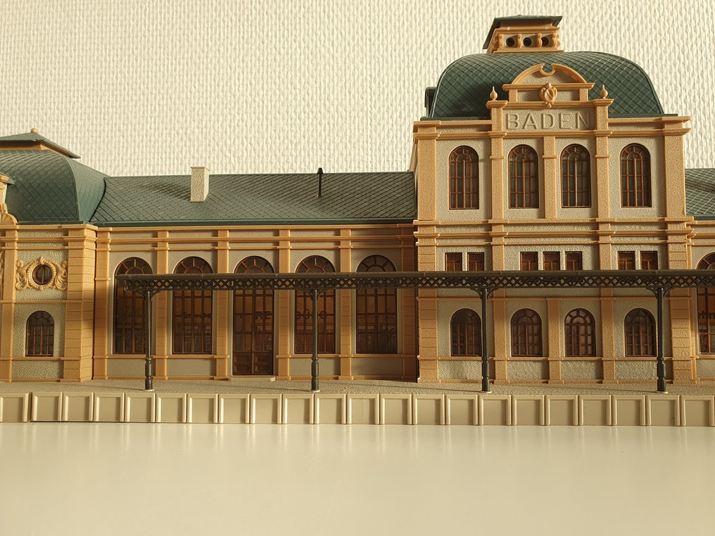 Vollmer H0 - 3560 - 模型火車建築 (1) - 巴登-巴登车站模型 #4.3