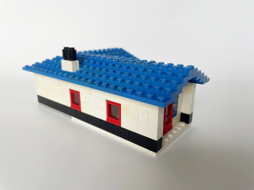 Lego Set - 324 - Classic Town - House with Garage #2.1
