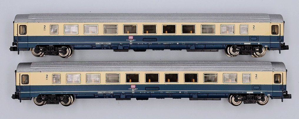 Roco N轨 - 24303 - 火车车厢模型 (2) - 两节奶油色和蓝色的 Roco 乘客车厢 - DB #1.0