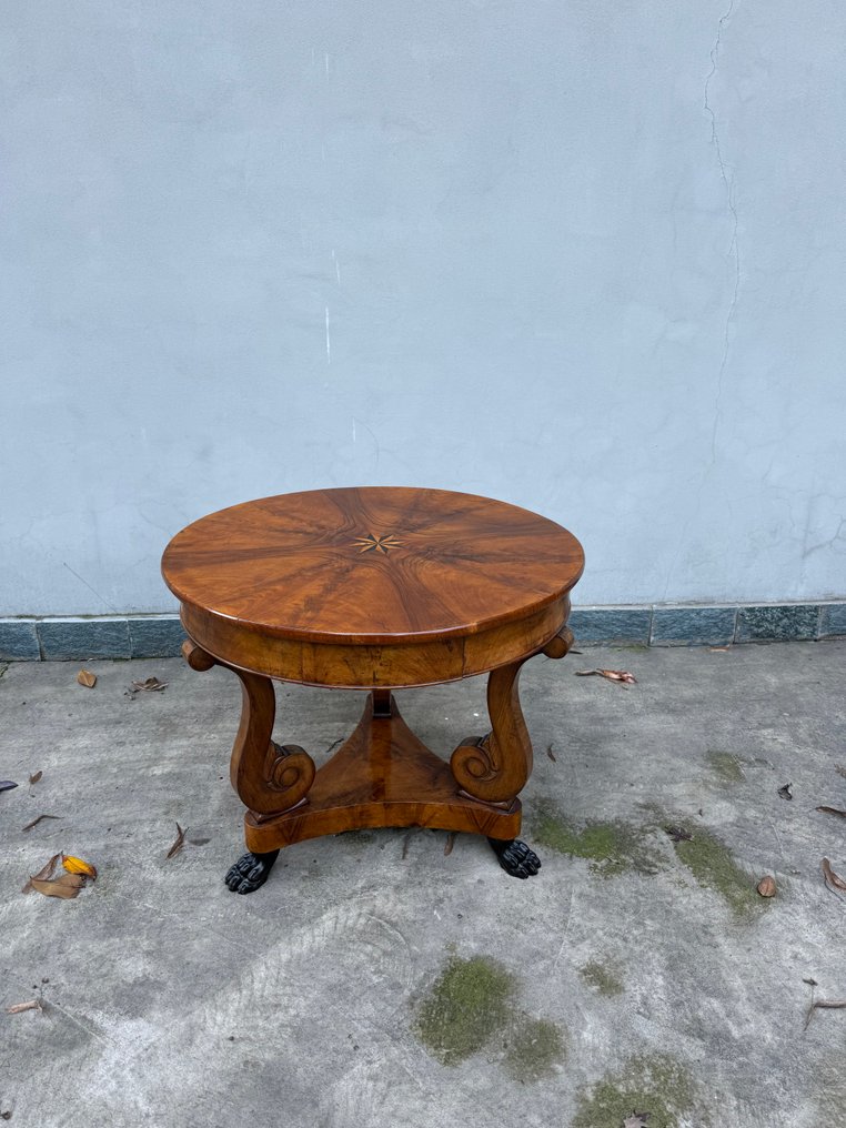 Bord - Trä - Runt bord med intarsia #2.1