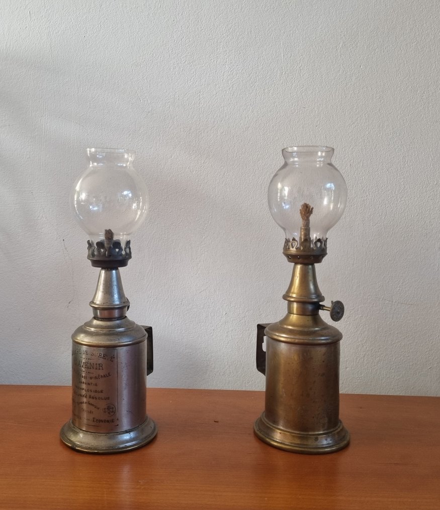 Charles Pigeon - Oil lamp - Metal #1.0