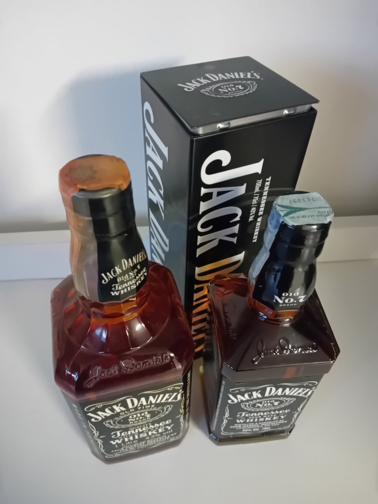 Jack Daniel's Old No 7 - Gift Tin  - 1 Litre, 70cl - 2 bottles #4.3
