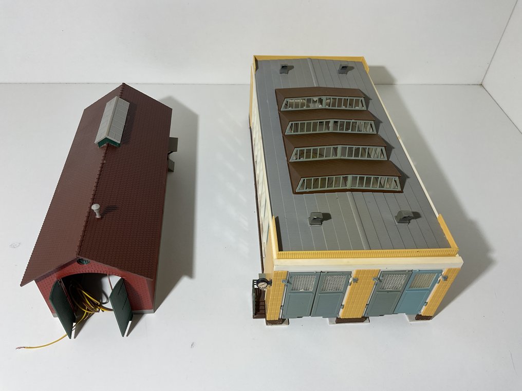 Vollmer, Piko H0 - 5760 - Model train scenery (2) - 2 loading docks #1.0