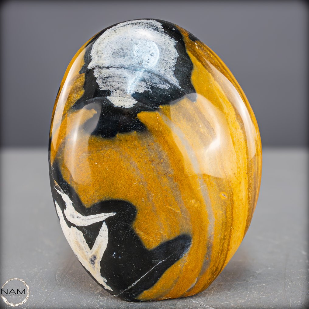 美丽的碧玉玛瑙不规则形状 一件由色彩、结构和能量组成的自然艺术品- 2025.91 g #1.0