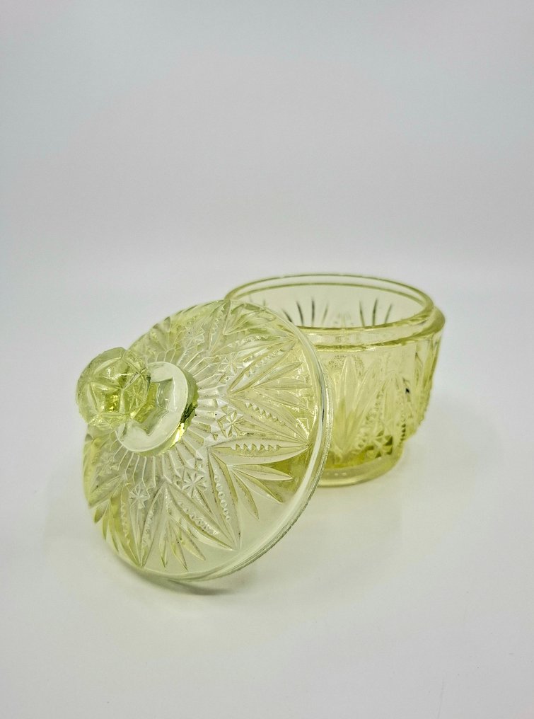 Kosár - Uránium üveg #3.2