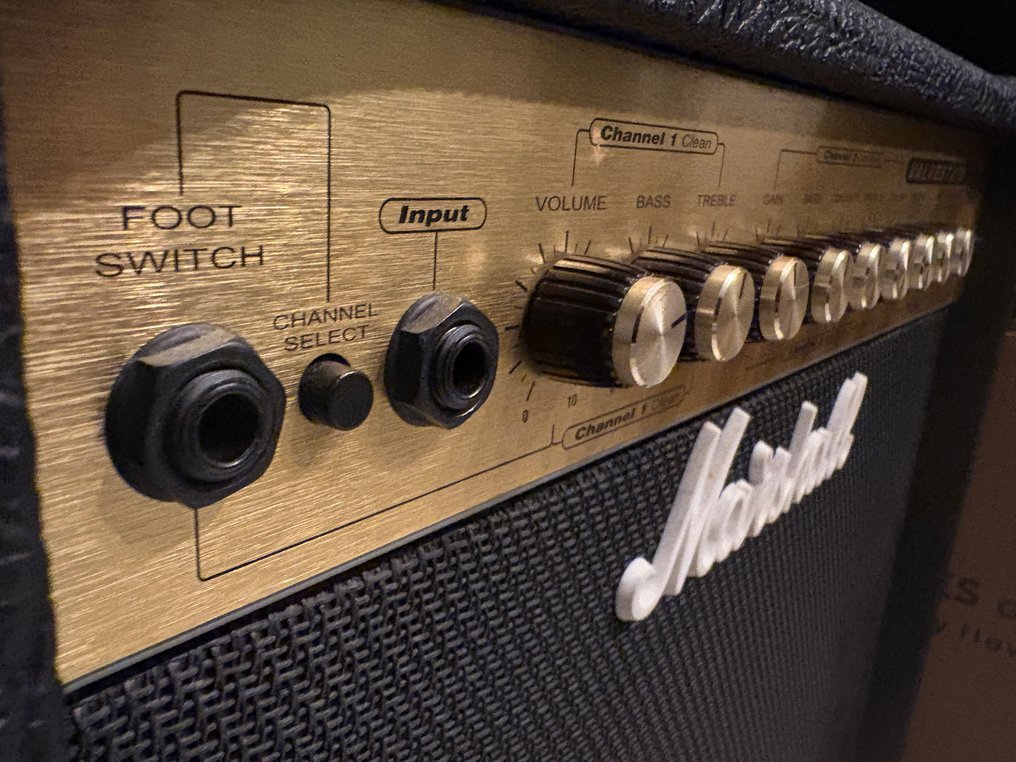 Marshall - Aantal items: 1 - Gitaarversterker - 2000 #3.2