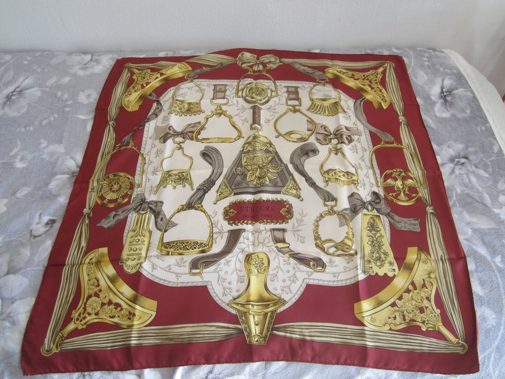 Hermès - Etriers  DE F  DE LA PERRIERE DE 1964 - Fular #1.0