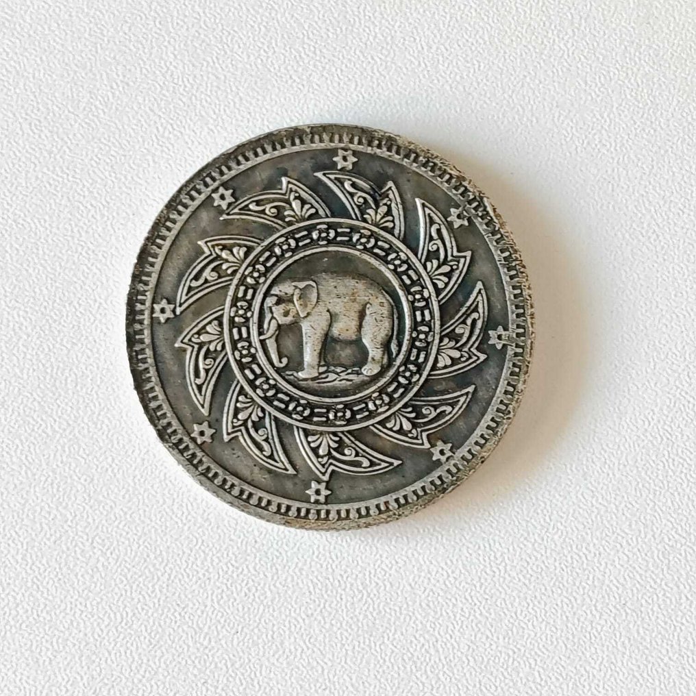 古暹罗 镀银金属 银色金属硬币 - 32 mm  (没有保留价) #1.0