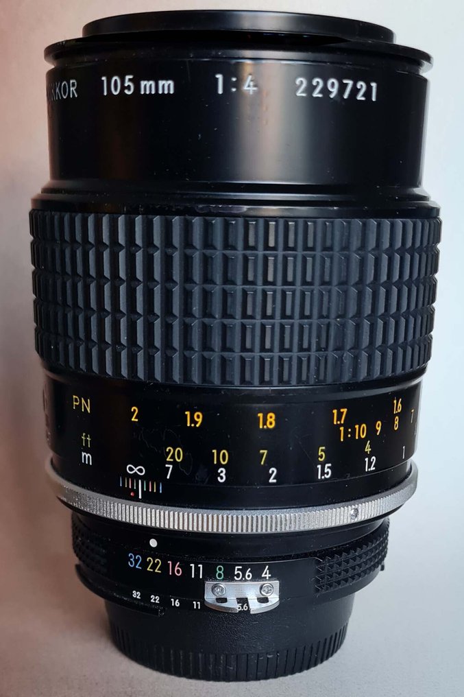Nikon 105mm f:4 micro + pn 11 pour le rapport 11 Cámara analógica #1.0