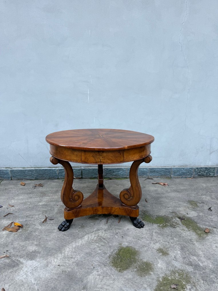 Bord - Trä - Runt bord med intarsia #1.0