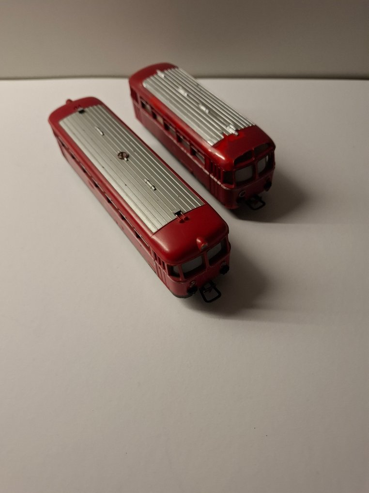 Märklin H0轨 - 3016, 4018 - 火车单元 (2) - 第二轨轨道火车套装、盒子和说明书齐全；轻微使用痕迹和油漆磨损。 - DB #4.3