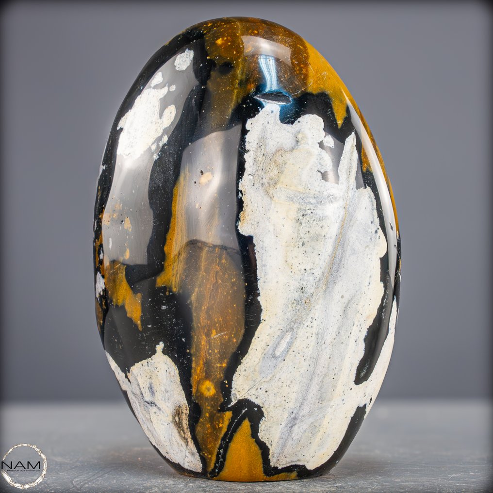 美丽的碧玉玛瑙不规则形状 一件由色彩、结构和能量组成的自然艺术品- 2025.91 g #4.3