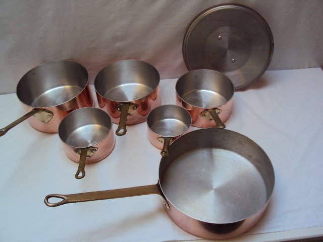 Magnifique lot  1 sauteuse avec couvercle et 5 casseroles - Κατσαρολάκι - Χαλκός, Ορείχαλκος, Αλουμίνιο #1.0