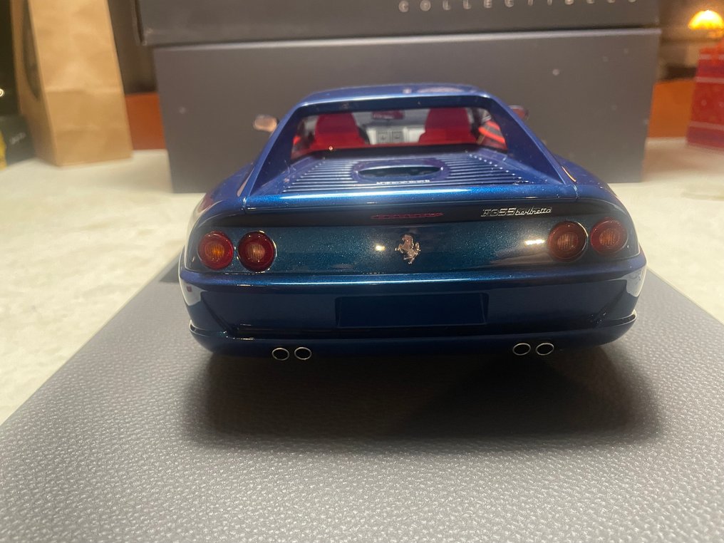Top Marques 1:12 - Modelauto - Ferrari F355 Berlinetta #2.1
