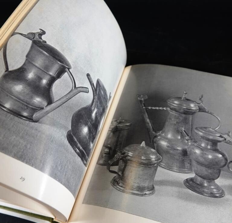 Τσαγιέρα (7) - 6 μεταλλικά αντικείμενα + Βιβλίο: Κουτιά μέσα στους αιώνες (1954) - Μεταλλικό σε χαρτί #3.2