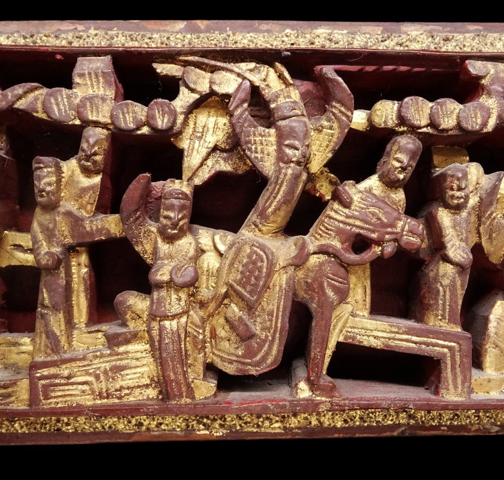 Ancient Chinese - Perforated wooden panel with relief decor - 19th century #1.0