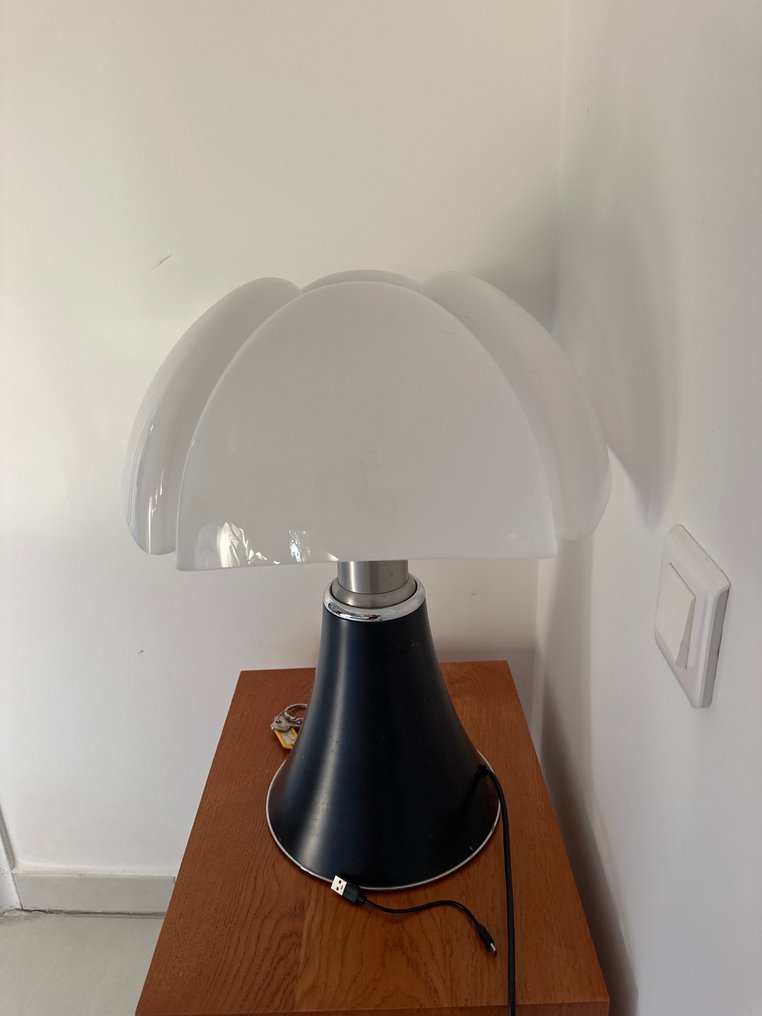 Martinelli Luce - Gae Aulenti - Lamp - Pipistrello 620/Med - Steel #2.1