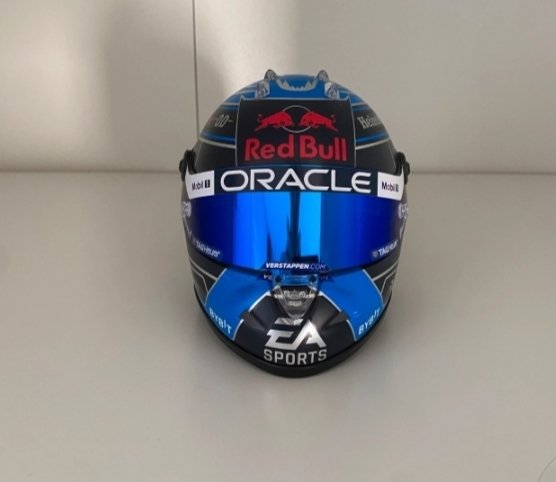 Max Verstappen - 2024 - Casque à l'échelle 1/2 #1.0