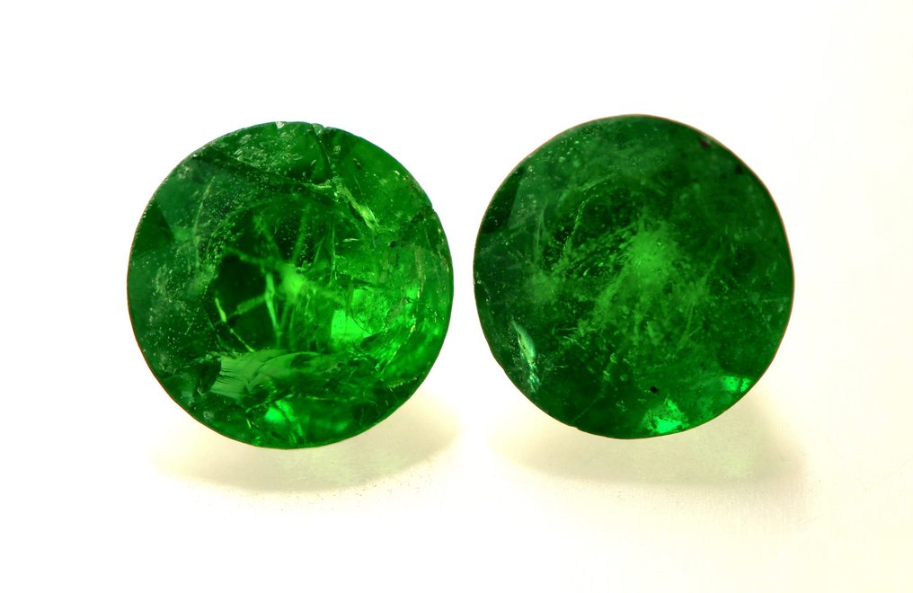 Ingen mindstepris - 2 pcs Grøn Tsavorit - 1.30 ct - Instituto Gemólogico Español (IGE) #1.0
