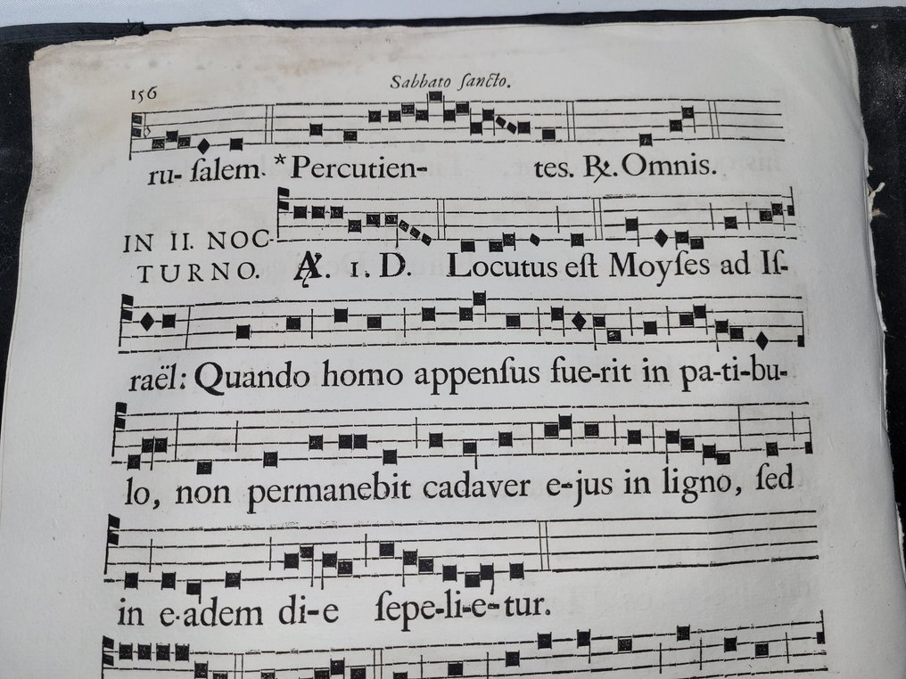 2 feuillets recto-verso Antiphonaire de Sens - 1758 #2.1
