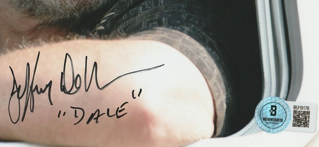 The Walking Dead - Signed by Jeffrey DeMunn (Dale) #4.3