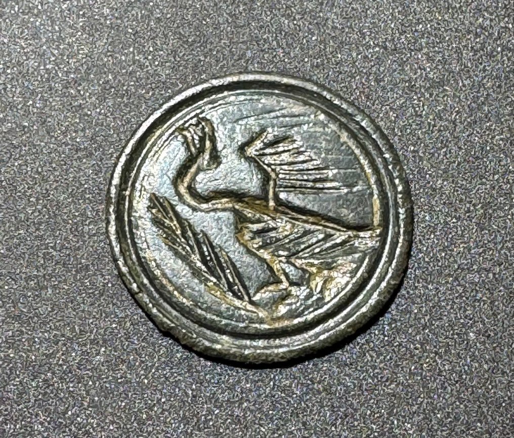 Era Viking Bronze Placa de anel muito rara com uma imagem de abutre, simbolizando a morte #3.2