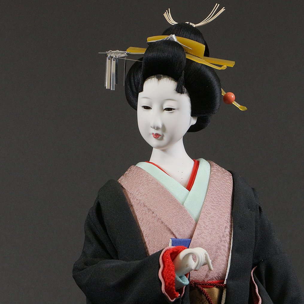 Geisha Doll in Black Overcoat with Wave Motif Kimono  - Κούκλα - Ιαπωνία #1.0
