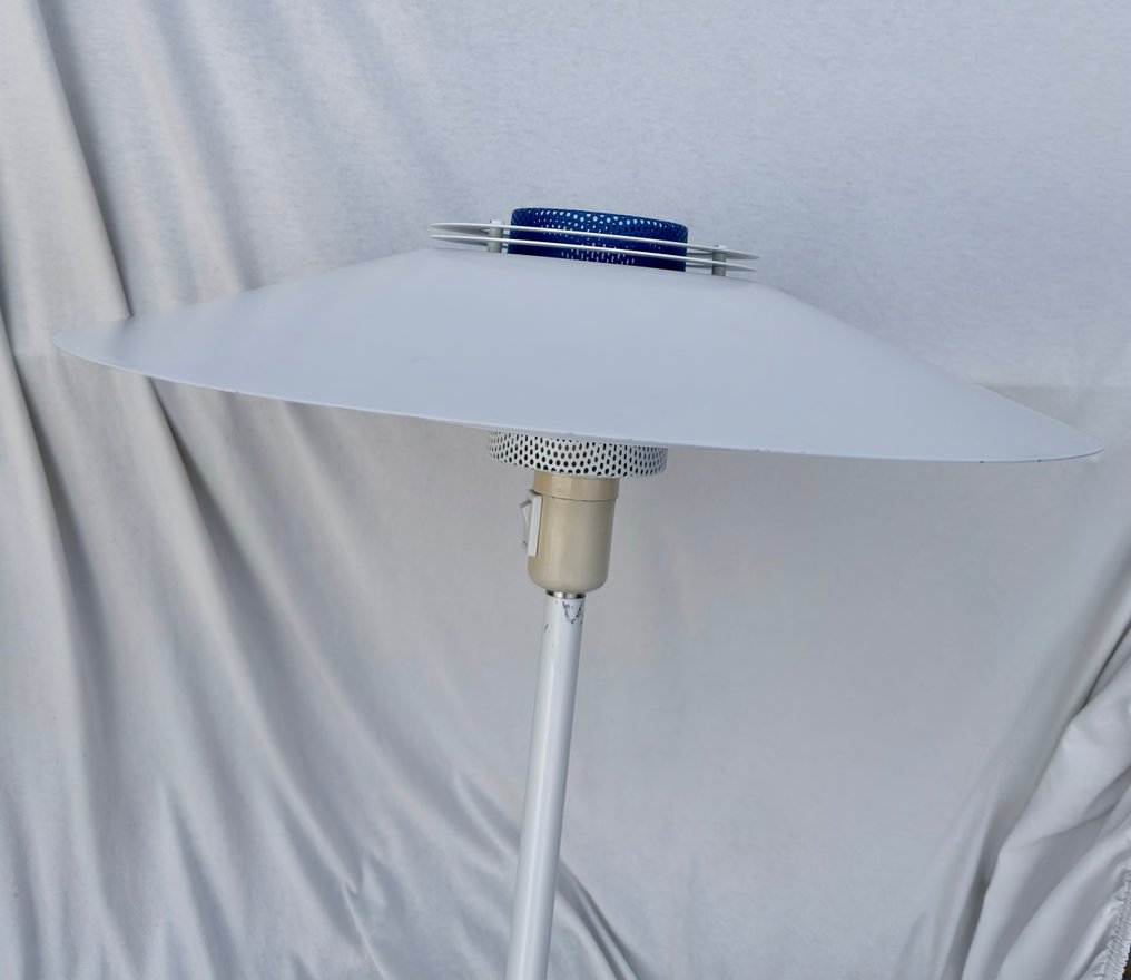 Jeka Metaltryk - Golvlampa - Metall #3.2