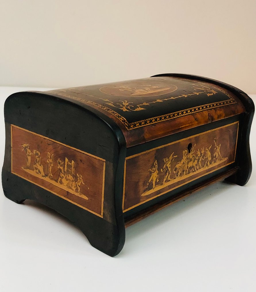 Szkatułka na biżuterię - Orzech #3.2