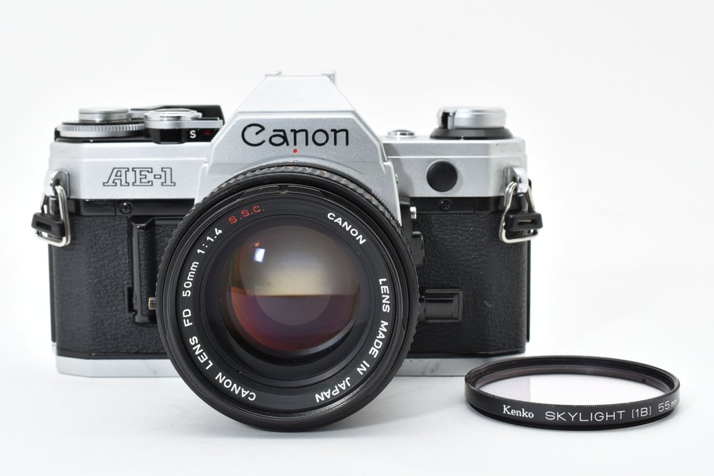 Canon AE-1 + FD 1.4/50mm S.S.C. | 单镜头反光相机 (SLR) #1.0