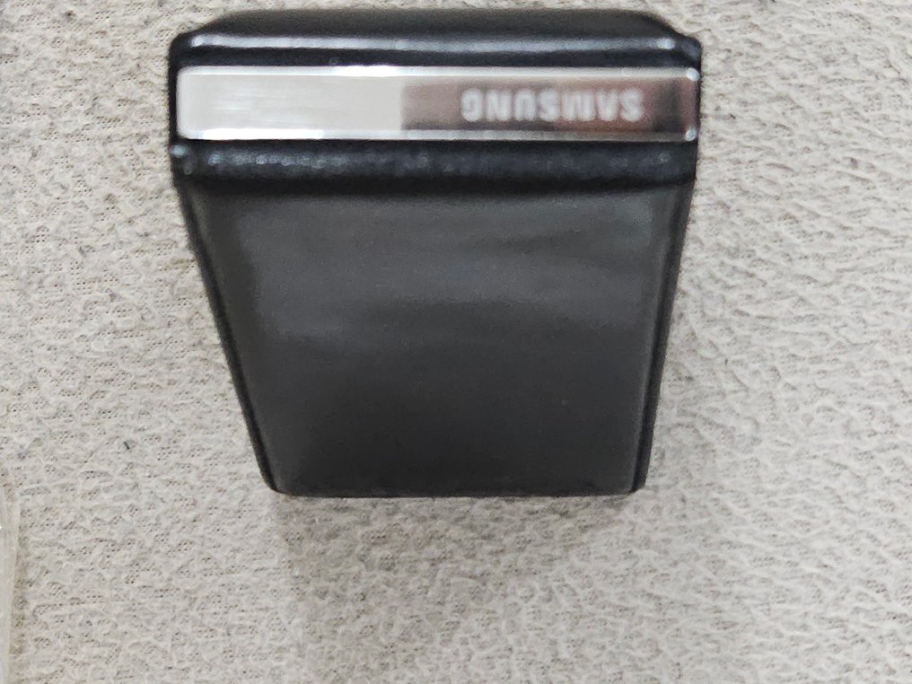 Samsung SGH P310 - Matkapuhelin - Alkuperäispakkauksessa #4.3