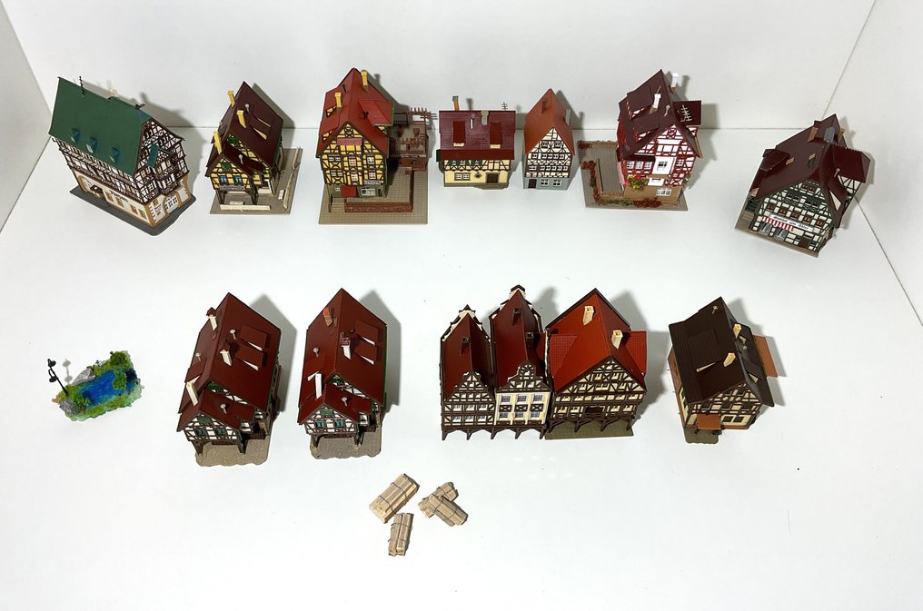 Vollmer, Kibri N - Landskab til modeleltog (16) - Vakwerkdorp #1.0