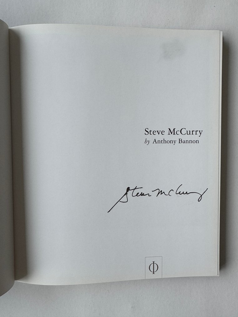 Signed, Steve McCurry / Anthony Bannon - Steve McCurry - 2005 #1.0