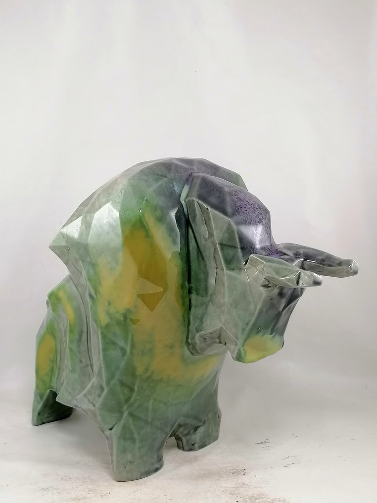 Vanessa Bonino - Geometric bull #2.1