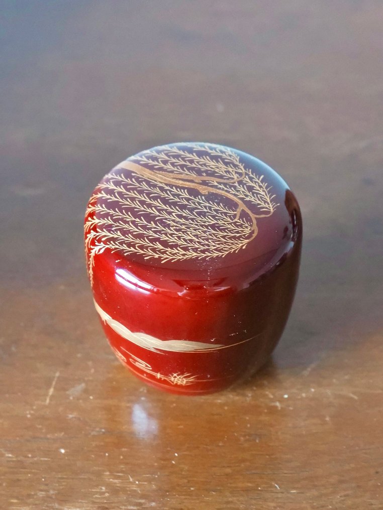 Natsume - Willow and Bridge Maki-e Lacquer Tea Caddy - Wood, lacquer - Lacquered Tea Caddy #2.1